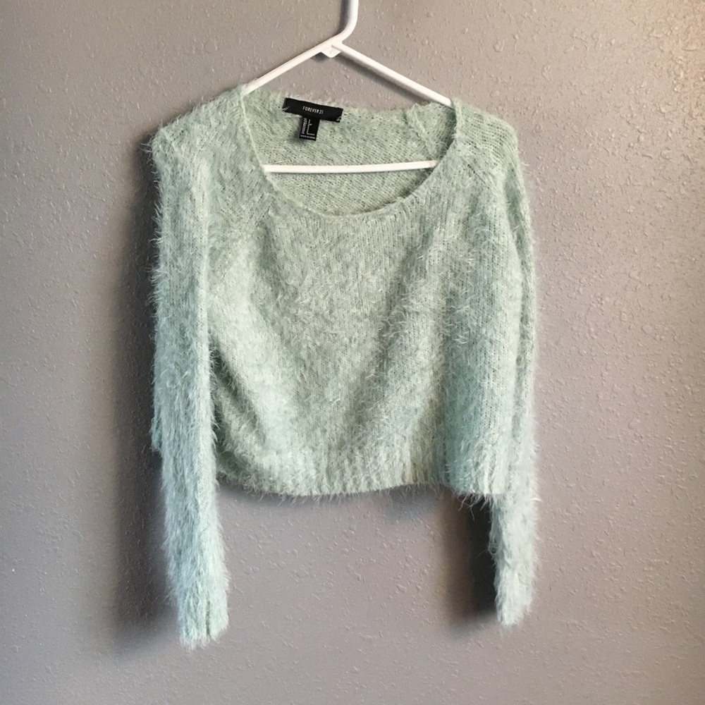 Forever 21 mint fuzzy sweater cropped small